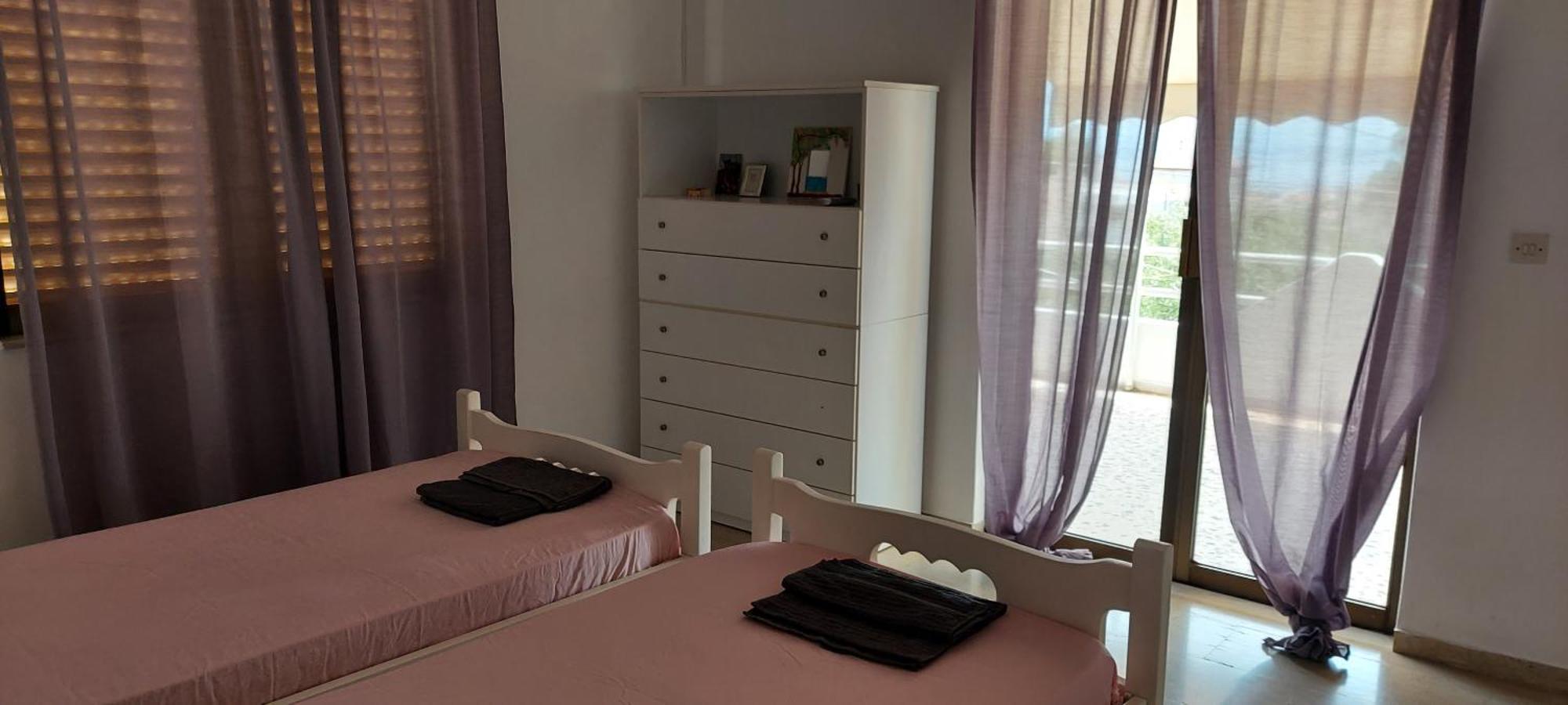 Rena'S Sea View Daire Artemida  Dış mekan fotoğraf