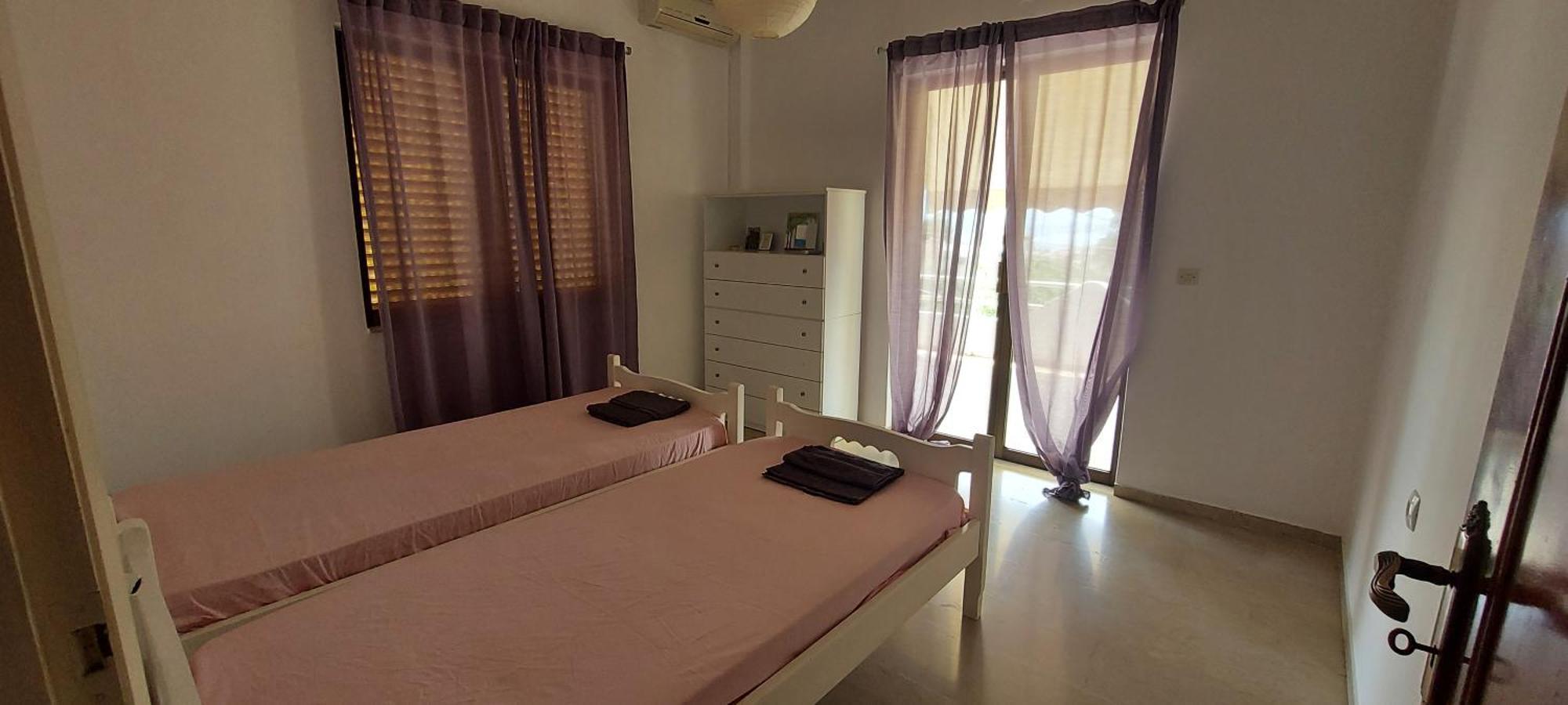 Rena'S Sea View Daire Artemida  Dış mekan fotoğraf